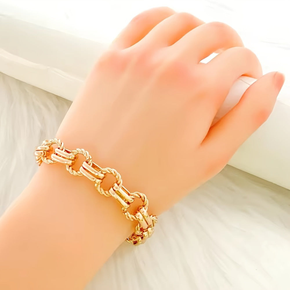 Bracelet for Women - Gold Link Chain for - Fashionable Electroplated Alloy Chain with Lobster - product detail view 11