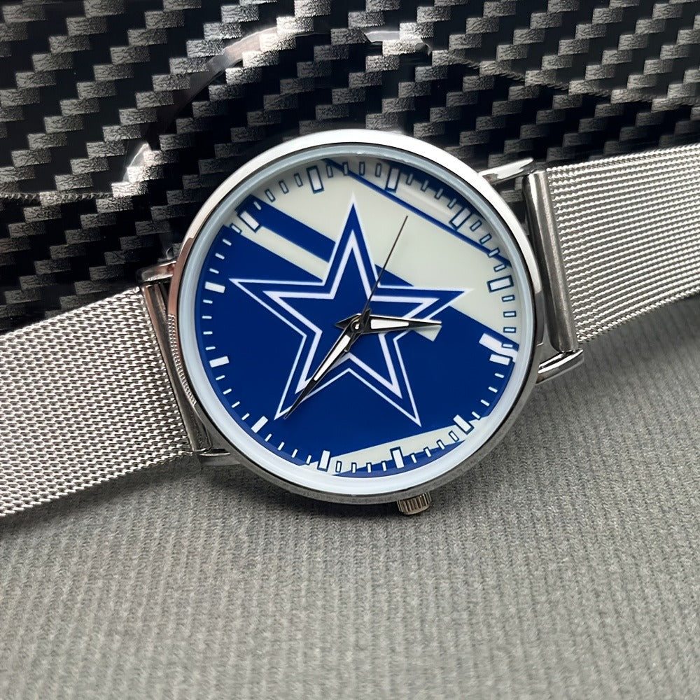 Men's Quartz Watch - Minimalist 's Creative Five-Pointed Star Dial with Silver Mesh Strap - product detail view 6