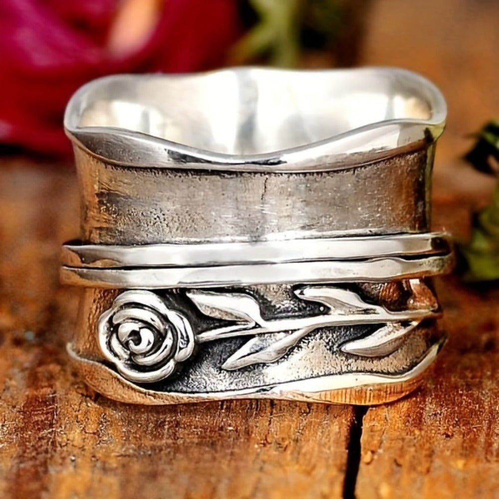 Stackable Rings for Women - Men's Ring Set of 4 - Classic Retro Vintage Pattern , Luxury Gentleman - product detail view 7