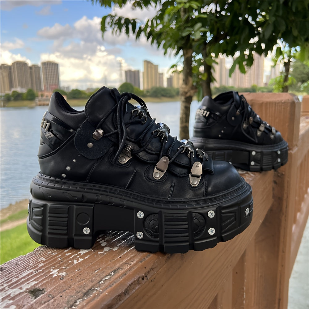 Unisex Sneakers - Lace-Up Fit – view 5