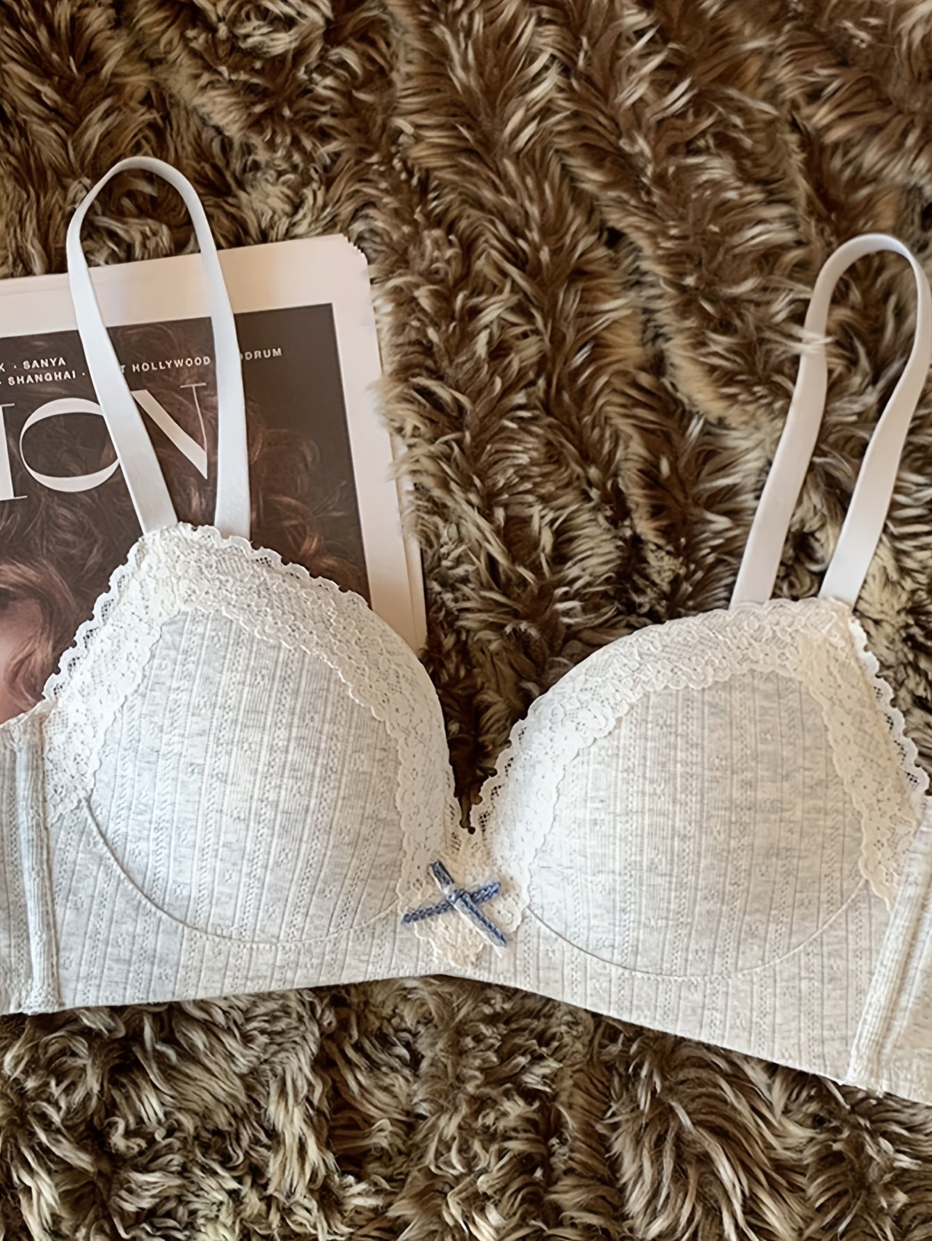 Women’s 4-Pack Wireless Bra - Soft Everyday Support – view 8