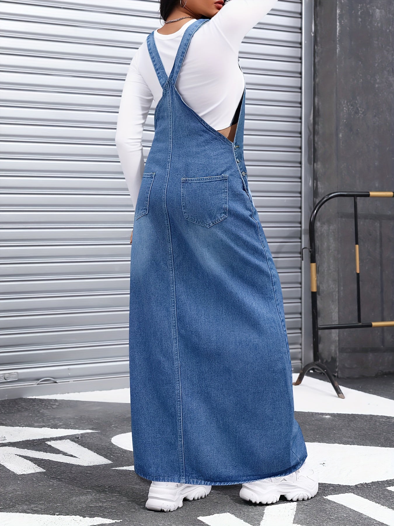 Women's Maxi Denim Skirt - Solid Color Button Front detail view