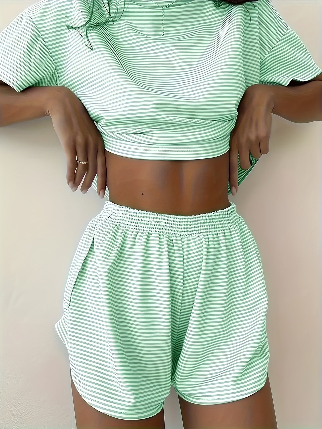 Women's Pajama Set - Striped Graphic – view 8
