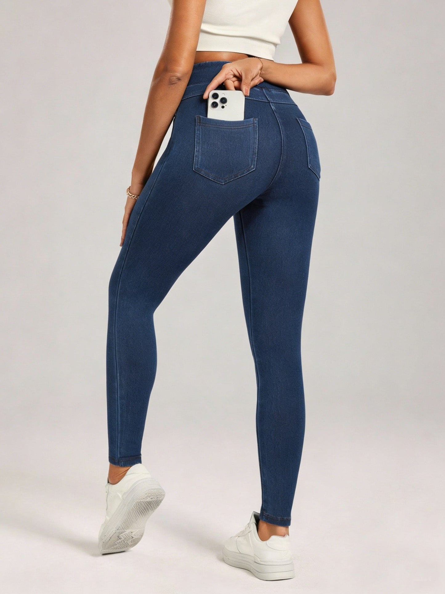 Women's Skinny Jeans - High-Waist Fit – Sky Blue / Black detail view