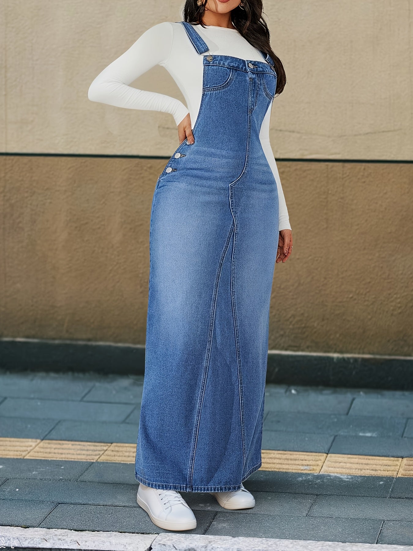 Women's Solid Evening Dress - Button Front Event Style detail view