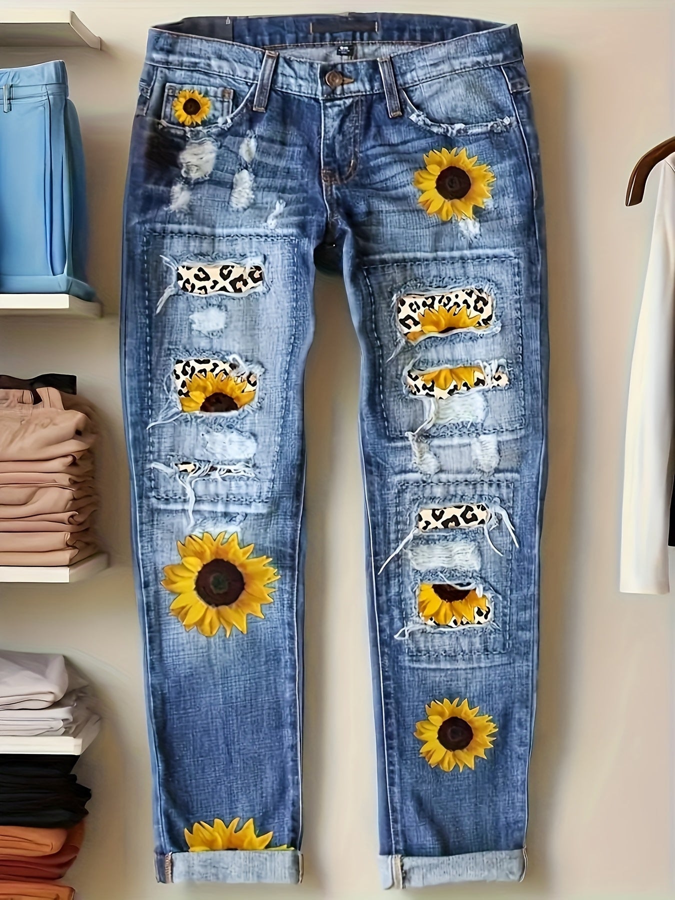 Women's Straight Leg Jeans - Sunflower Pattern Stretch detail view