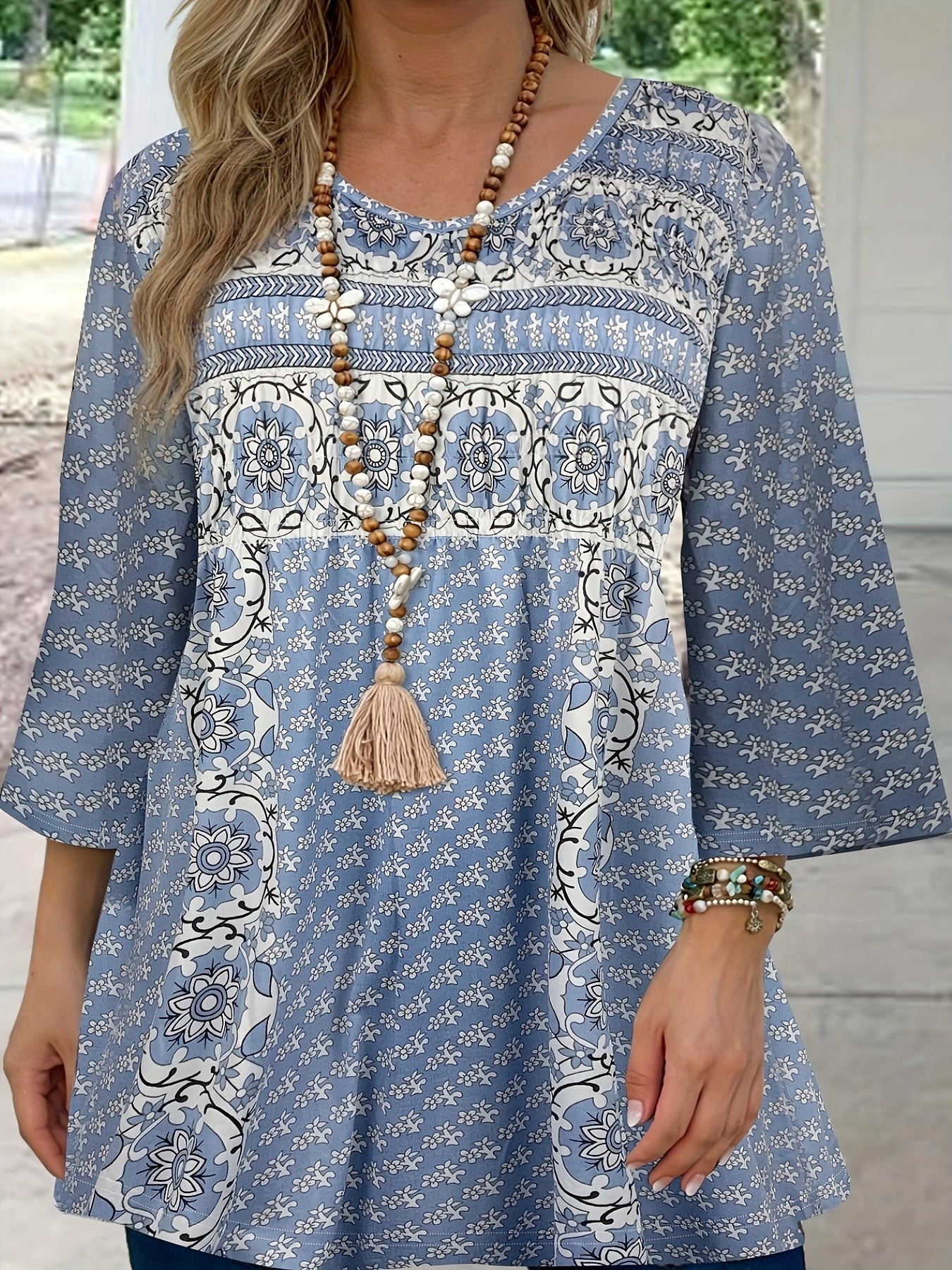 Women's Textured Blouse - V-Neck Three-Quarter Sleeve – view 7