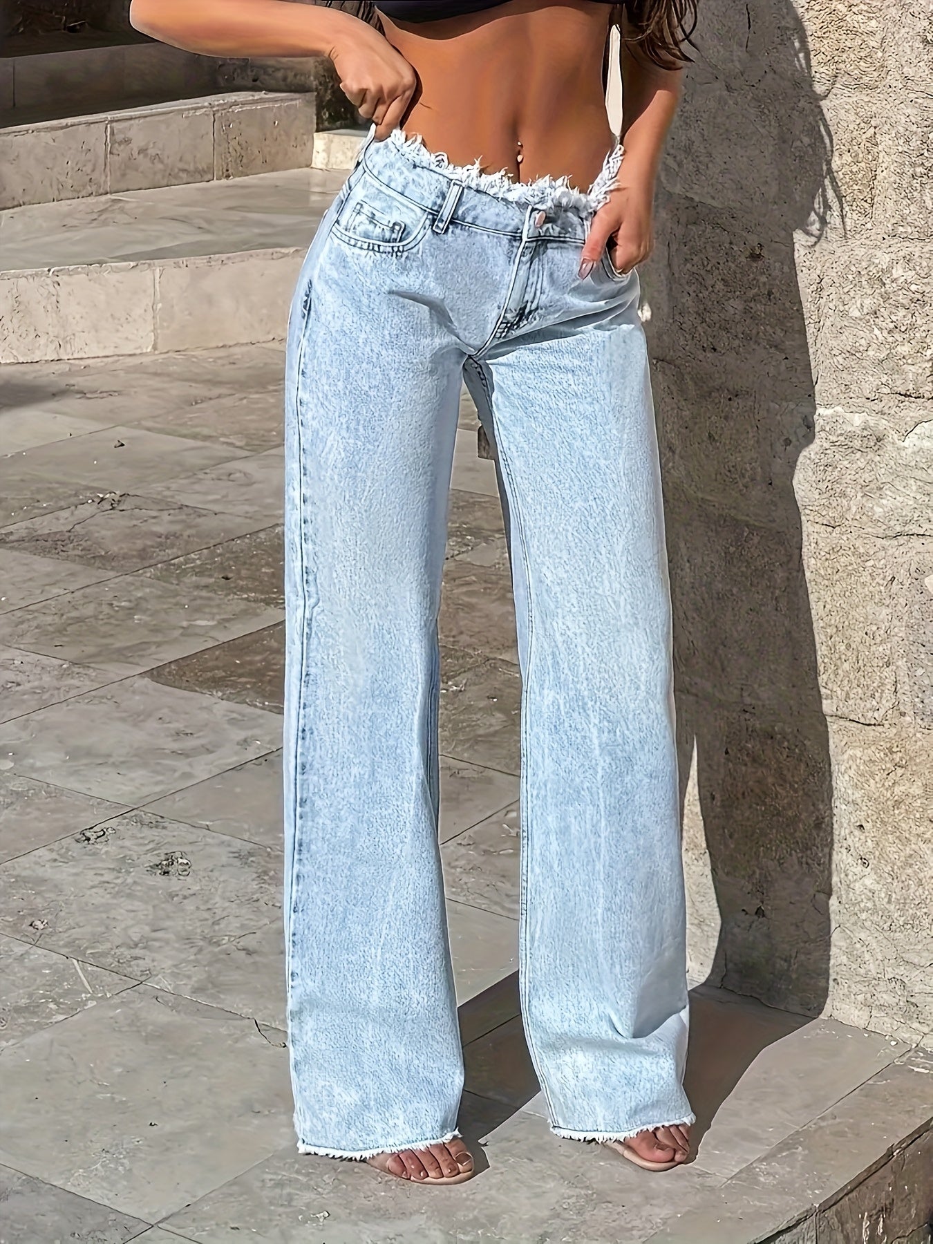 Women's Wide Leg Jeans - Light Blue Vintage Wash Distressed detail view