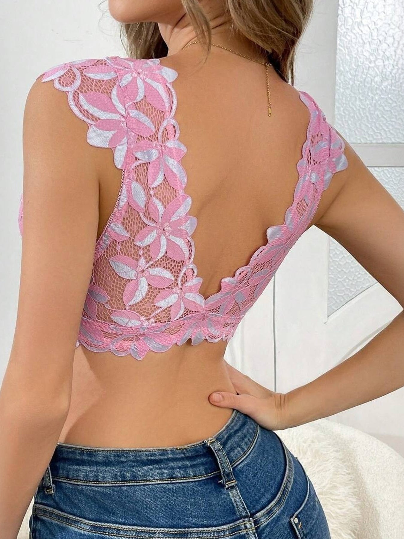 Women's Wireless Bra - Sleeveless – Black / White – view 18