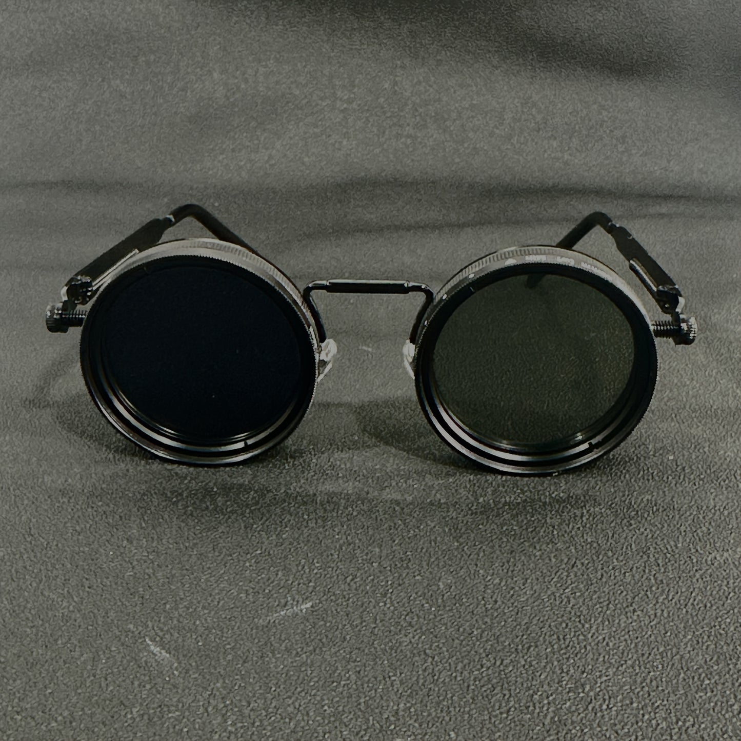 Steampunk Glasses Vintage Flip Spin Adjustable Gradient Lens – Alloy Frame Interchangeable Lens Eyewear for Men Women, Festival Party Cosplay Rave Halloween, Black Gold
