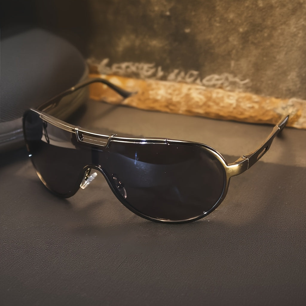 Unisex Retro Sunglasses - Oversized Vintage Frame, Protection, Metal Hinges & Anti-Glare Lenses, Includes Case - Streetwear Fashion Accessories for Men & Women, Trendy Eyewear
