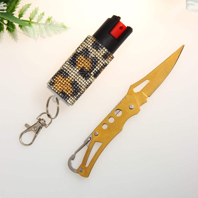Unisex Safety Keychain Set Including Spray And Mini Pocket Knife, Ideal As Holiday Gifts And Easy for Daily Carry