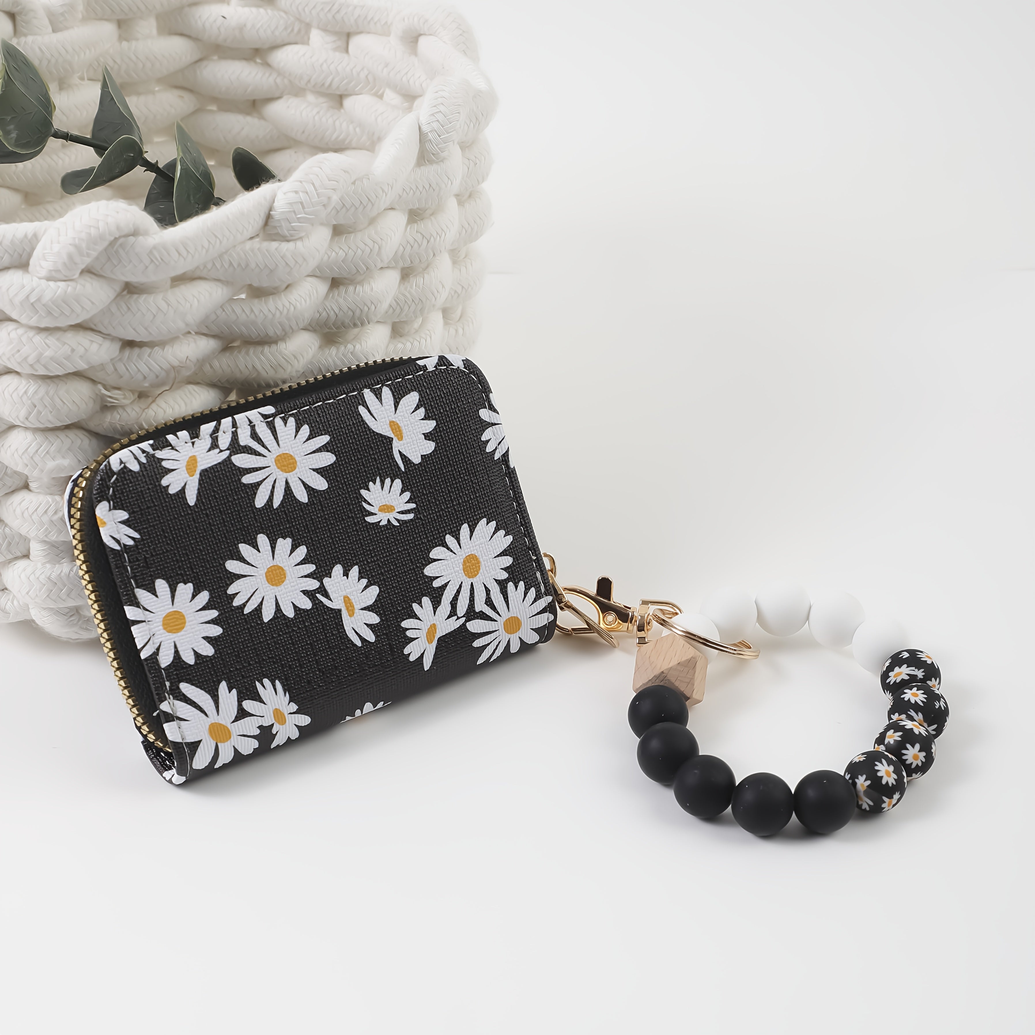 A Women's Small Daisy Fresh, Fashionable, and Sweet Accordion Cardholder Keychain. Zipper Pouch with Printed Beads, Hand-beaded Wrist Keychain. Multi-card Slot Cardholder. Women's Wrist Keyring. Bag Charm. Gift for Mom or Friend