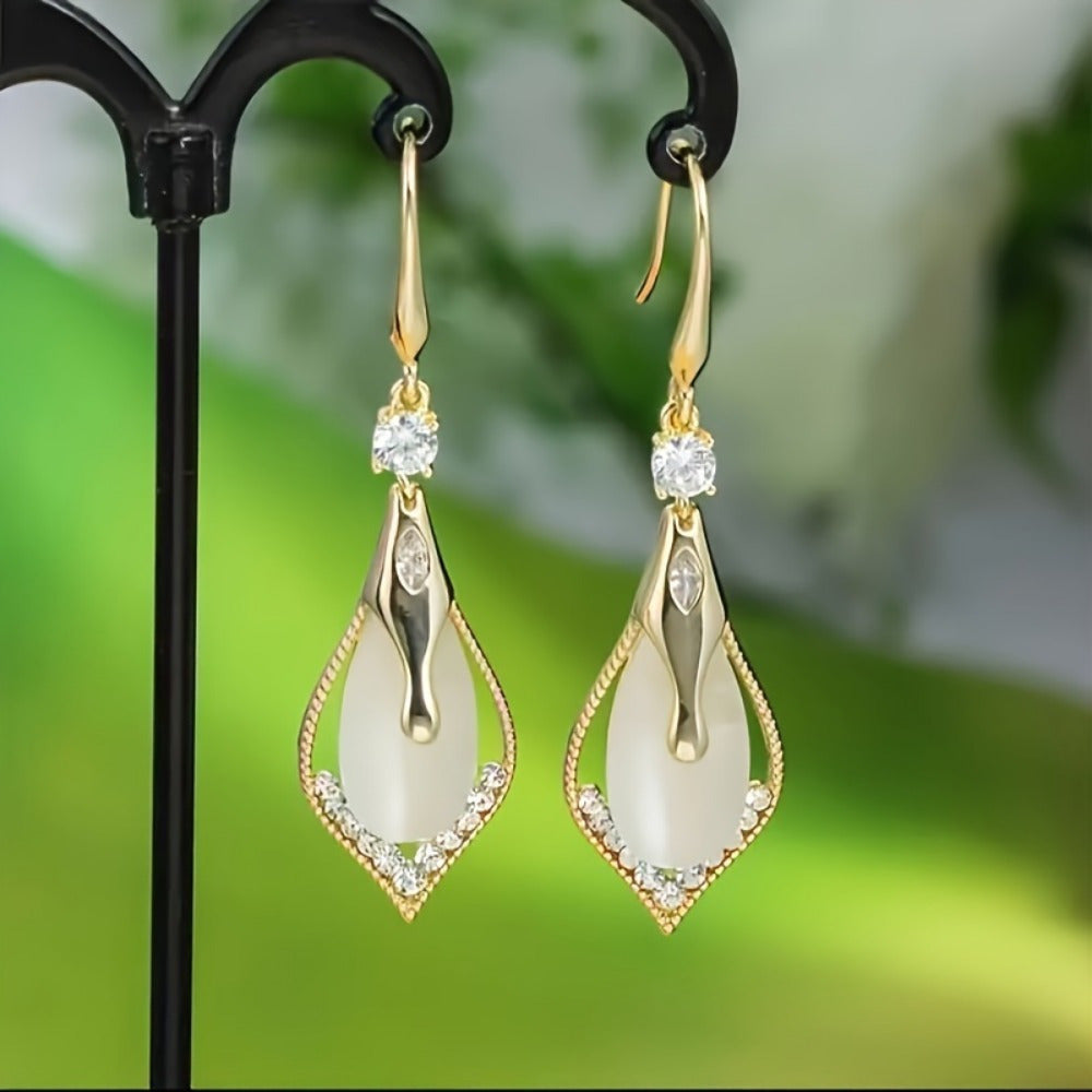 2 Pairs of Sparkling White Cat Eye Teardrop Shaped Purple Crystal Teardrop Shaped Earrings, Easy And Atmospheric Earrings, Fashionable And Elegant Alloy Jewelry Earrings