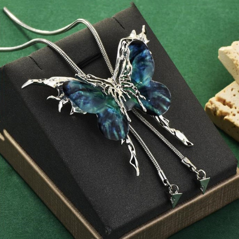 Butterfly Y-Shaped Necklace for Women – Cubic Zirconia Collarbone Chain, Chic Layered Lariat Pendant Necklace for Everyday & Special Occasion