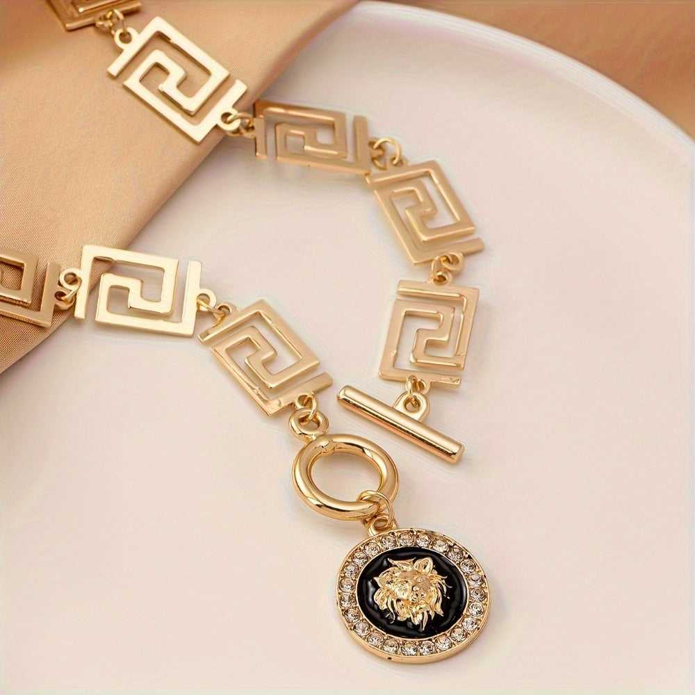Golden Bohemian Lion Head Pendant Stainless Steel Ankle Chain, Paired with Black - Women's Fashion Casual Wear, Stainless Steel Chain, with a Gift Bag