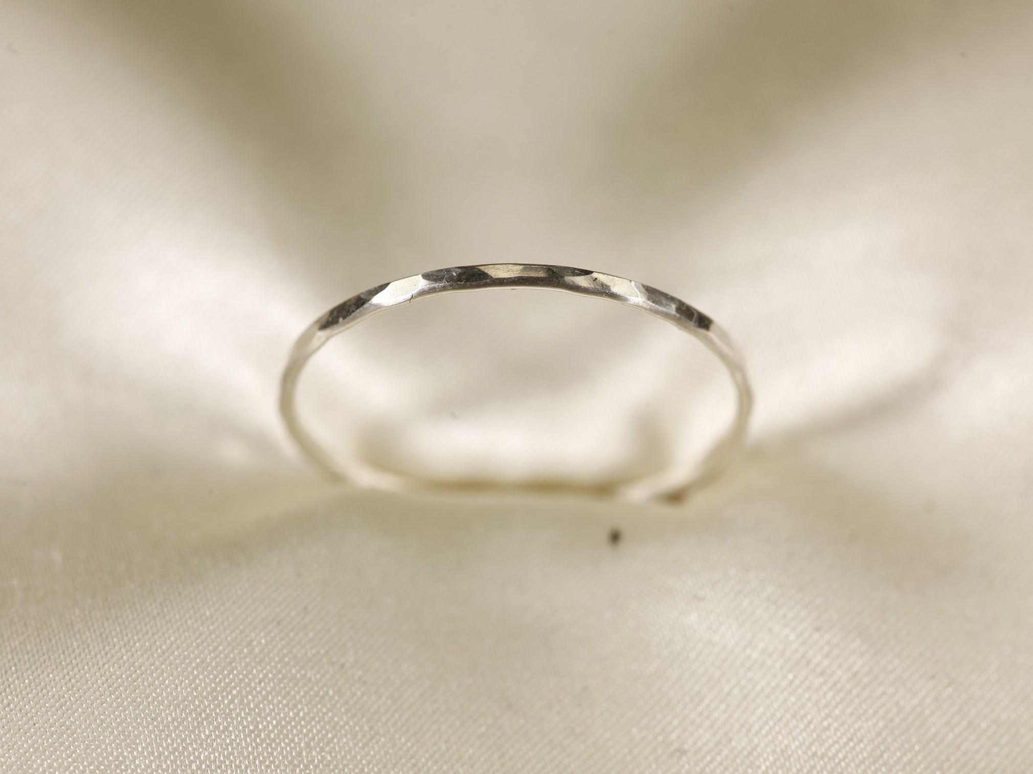 [Gift for Her] S925 Silver Hammered Ring, Silvery Stackable Ring Gift for Her