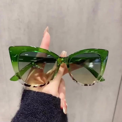 Cat Eye Sunglasses for Women, Y2K Retro Luxury Fashion Glasses with UV Protection, Trendy Vintage Design for Beach Vacation Cruise Party — Includes Protective Case & Cleaning Cloth