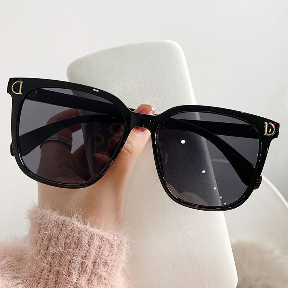Retro D-Shape Sunglasses Women Anti-Reflective PC Lenses Lightweight Fashion Eyewear for Party Holiday Summer Black Tawny Pink Mother's Day Birthday Gift