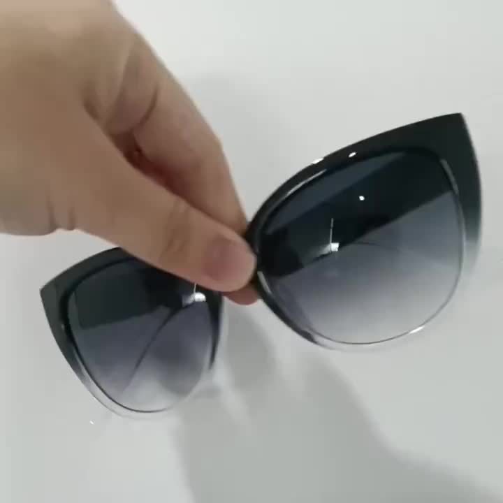 Summer Must Haves, Stylish Retro Cat Eye Oversized Gradient Fashion Glasses for Men and Women, Perfect for Beach, Vacation, Travel, and Cruise, Trendy Fashion Accessories