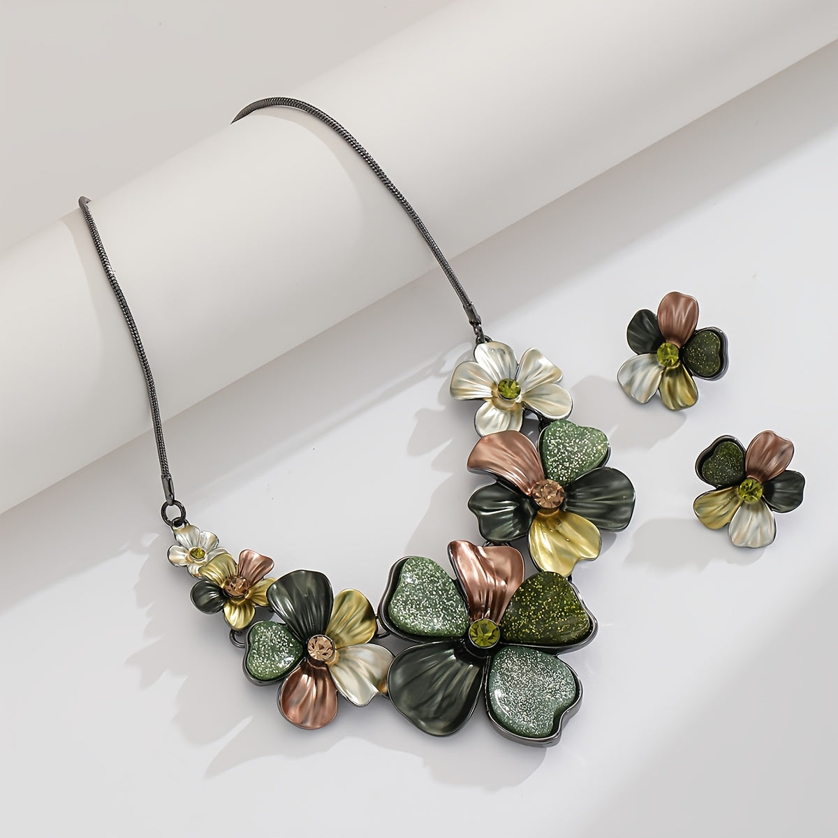 Boho Bib Necklace & Earring Set - Chunky Green Floral Leaf Vintage Statement Jewelry for Women, Bohemian Costume Jewelry for Wedding, Party & Prom, Unique Gift Set