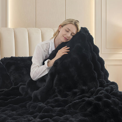 3D Faux Rabbit Fur Fleece Blanket - Double-Sided All-Season Throw – view 7