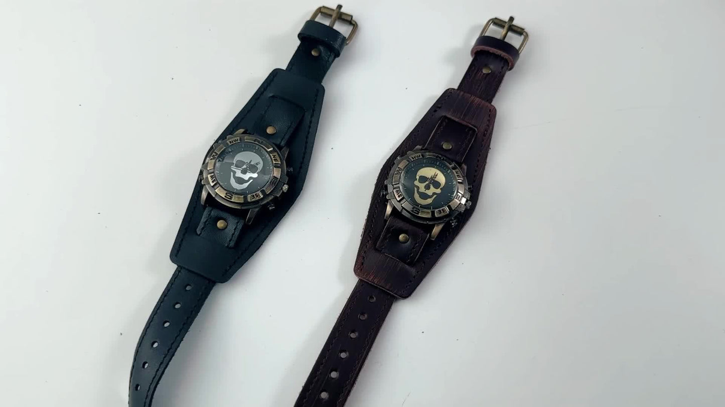 Men's Skull Watch Steampunk Analog Quartz Wristwatch - Vintage Gothic Hollow Dial Wide Leather Band Biker Watch for Halloween Party Casual Wear