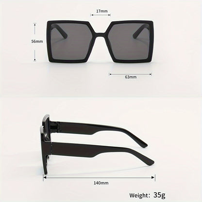Oversized Fashion Glasses for Women Black Gray Dramatic High-End Luxury Style Statement Eyewear Bold Chic Frames for Daily Wear Street Style Photography