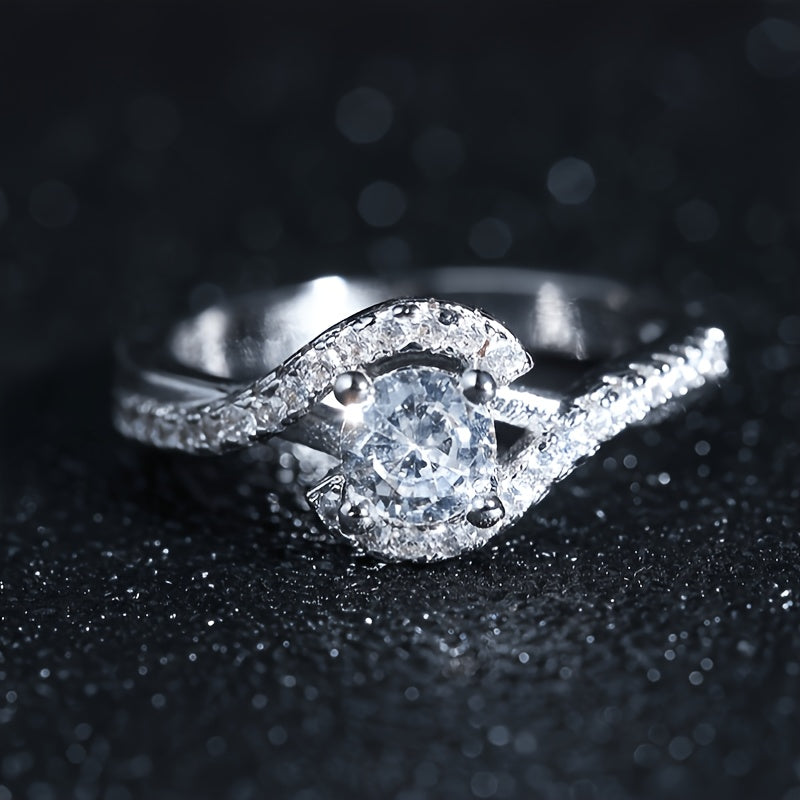 Elegant 925 sterling silver ring, hypoallergenic, celestial symbol, suitable for daily and gift occasions, Valentine's Day jewelry, with a perfect hollow design for personality