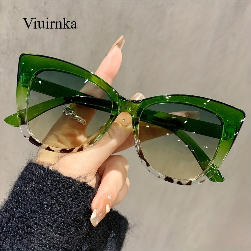 VIUIRNKA Women's Fashion Glasses, New Trendy Cat Eye Fashion Glasses, Luxury Y2K Inspired Design, Ideal for Beach Vacation Cruise And Social Party, with Protection Case And Essential Cleaning Cloth, Retro Charm