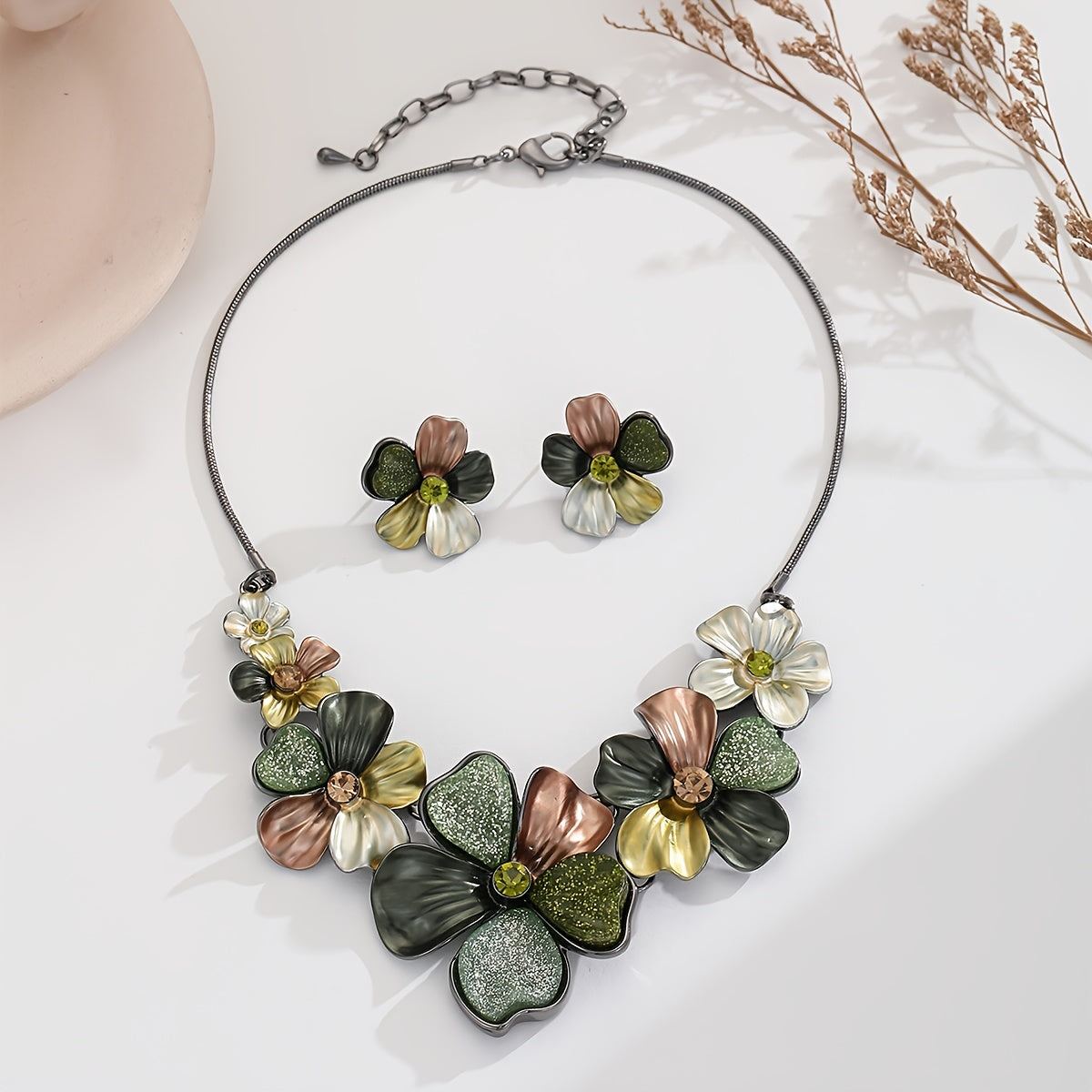 Boho Bib Necklace & Earring Set - Chunky Green Floral Leaf Vintage Statement Jewelry for Women, Bohemian Costume Jewelry for Wedding, Party & Prom, Unique Gift Set