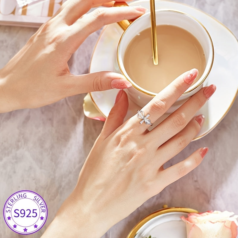 [Weddings Parties Gift] Elegant 925 Sterling Silver Infinity Cross Ring with Synthetic Cubic Synthetic Zirconia Stone, a Perfect Gift for Women, Ideal for Weddings and Parties, Wedding Ring. Elegant Ring Design, Wedding Ring. Total Product Weight (1.5g)