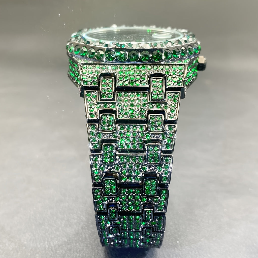 MISS FOX 2024 Hip Hop Men'S Luxury Iced Out Blue Rhinestone Wrist Watch Features a Luminous Japanese Quartz Movement, a Round Analog Design with a Zinc Alloy Band, And Is a Fashionable Party Watch Adorned with Large Sparkling Diamonds