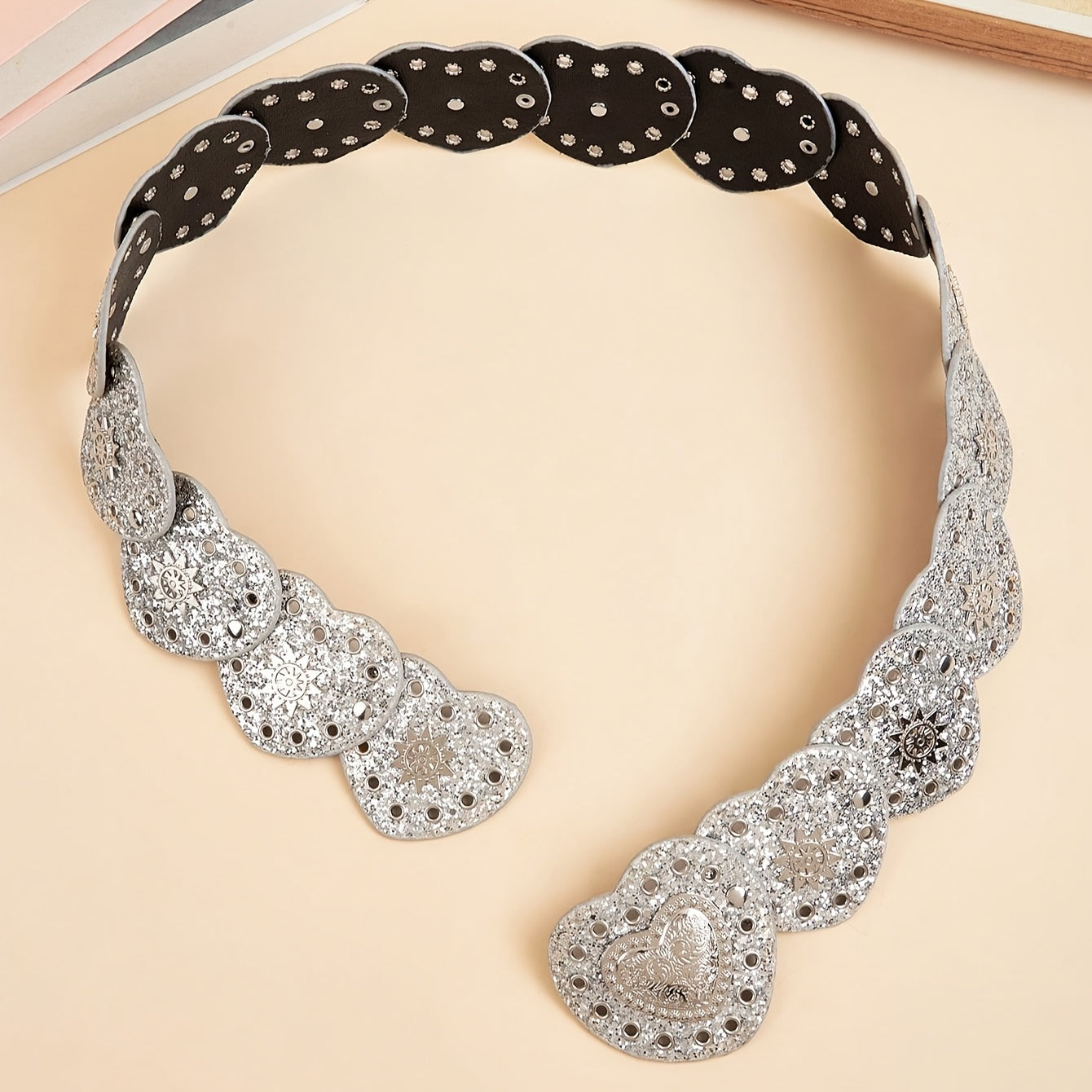 1pc Women'S Multicolor Pin Belt Y2K Additions Decorated with Love Heart Bohemian Style Vintage Belt Suitable for Daily Travel Use