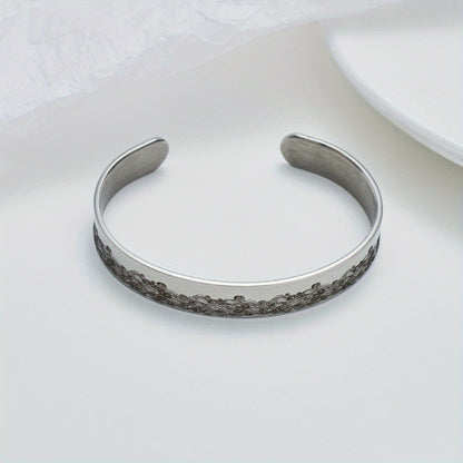 Pet Memorial Bracelet for Women - Adjustable C-Shape Open Cuff Bracelet, Sympathy Gift for Loss of Pet Dog Cat Animal Lover, Commemorative Jewelry for Pet Remembrance Anniversary Silver