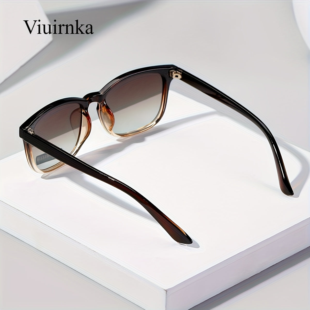1pc Vintage Polarized Unisex with Protective Case, Stylish Driving Glasses. Fashionable Design Suitable for Both Men and Women, Lightweight and Comfortable, High-quality Lenses. Ideal for Activities,, and Daily Wear