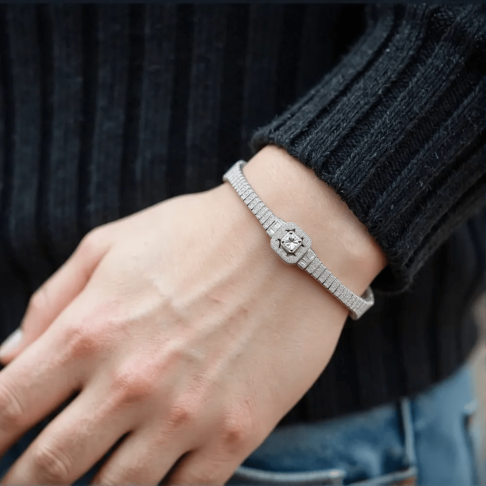 Luxury Moissanite Bracelet for Women Men, 925 Sterling Silver, Gorgeous Jewelry, Engagement Wedding Gifts for Women, Suitable for Daily Wear, Friend Couple Holiday Mother'S Day Gifts, Gift for Mom Mother Wife, Total Weight of The Product (19.55G)