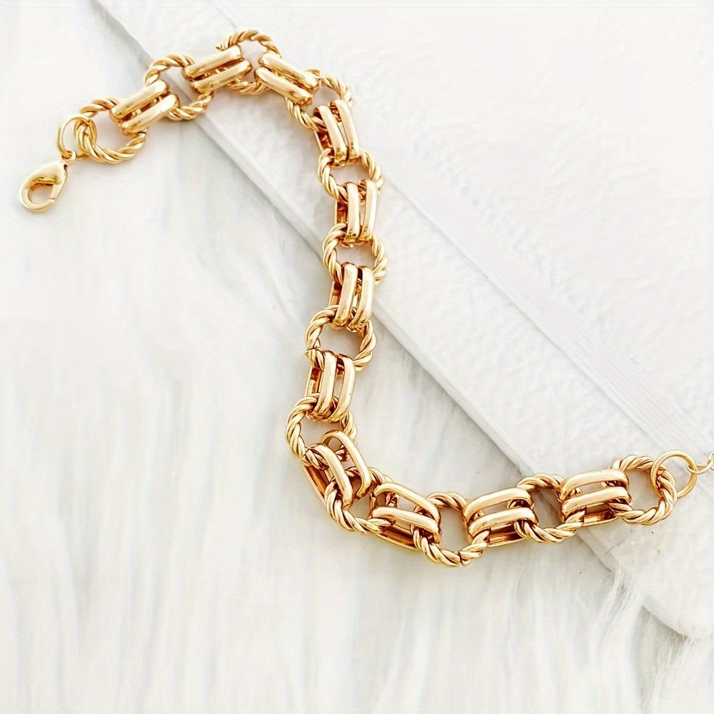 Bracelet for Women - Gold Link Chain for - Fashionable Electroplated Alloy Chain with Lobster - product detail view 10