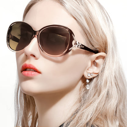 Oversized Sunglasses for Women UV400 Protection Trendy Large Frame Fashion Eyewear Anti-Glare Polarized Lens Multiple Colors Available Daily Casual Wear