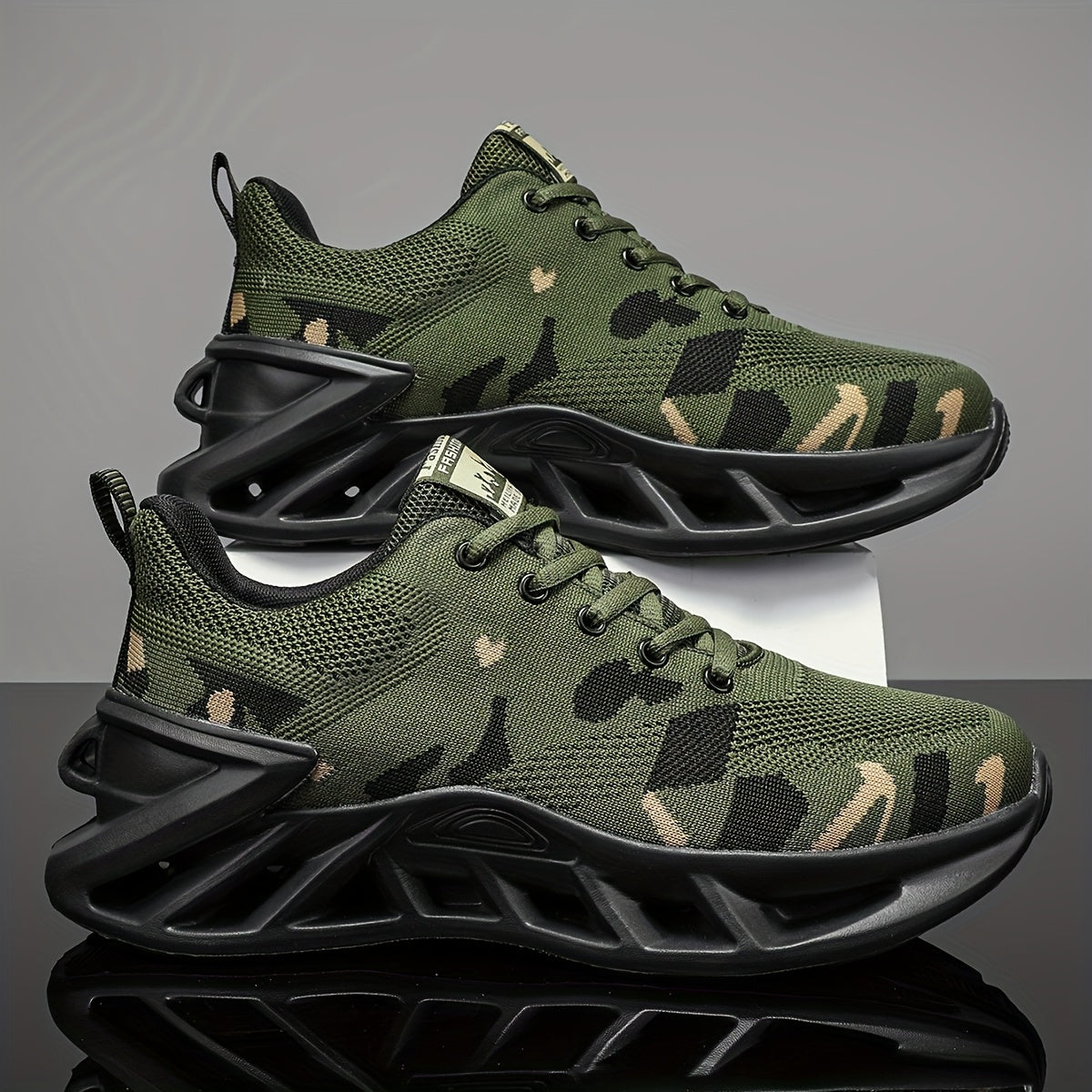 Camouflage Mesh Running Shoes - Rubber Sole and Lace-Up Fit – Green option – main product image