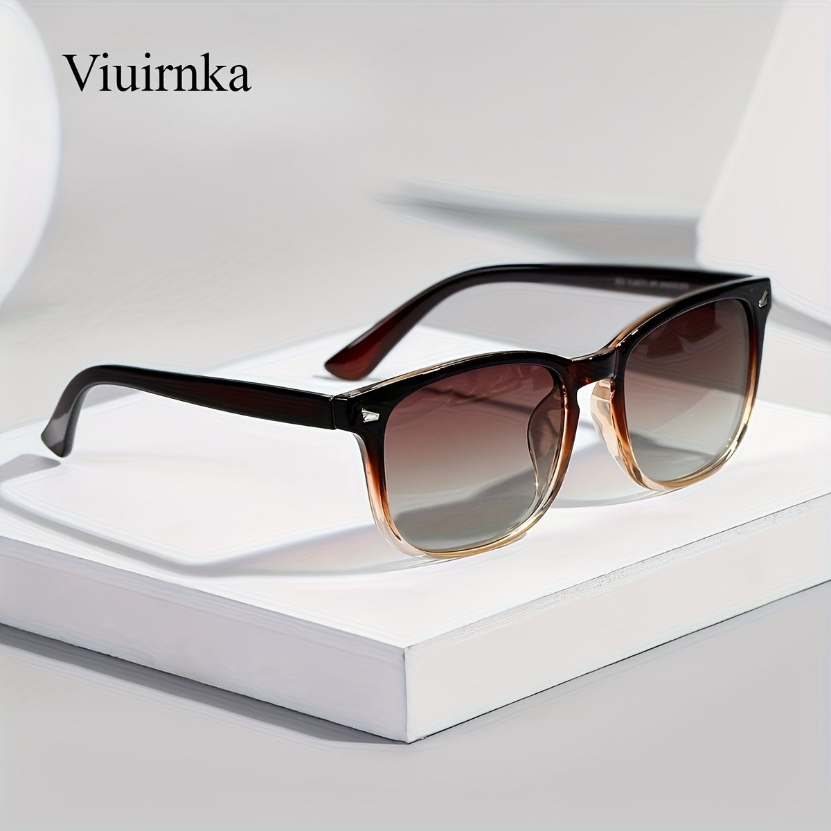 1pc Vintage Polarized Unisex with Protective Case, Stylish Driving Glasses. Fashionable Design Suitable for Both Men and Women, Lightweight and Comfortable, High-quality Lenses. Ideal for Activities,, and Daily Wear