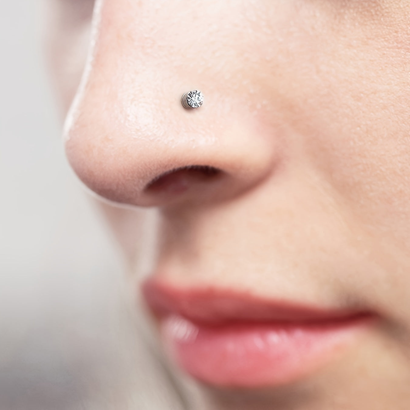 9/16/28pcs Fashion Fake Septum Fake Nose Rings Hoops, Faux Nose Piercing Hoop Clip On Nose Rings, Non Piercing Sparkling Body Piercing Jewelry for Women Men