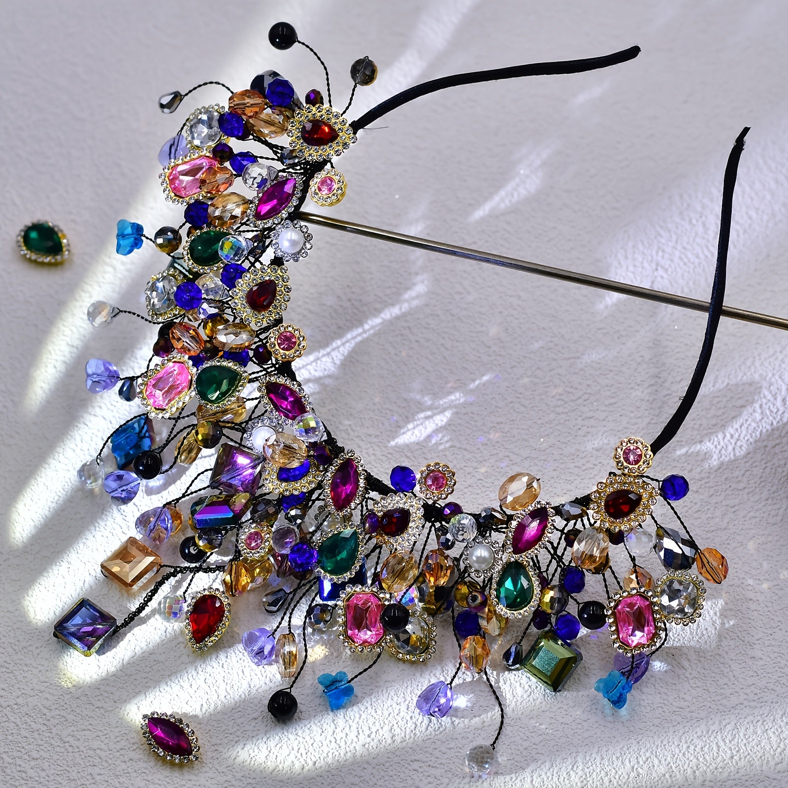 1pc of a Vibrant Rhinestone Tiara Headband Ideal for Weddings, Parties, Carnivals, And Valentine'S Day Hair Adornments