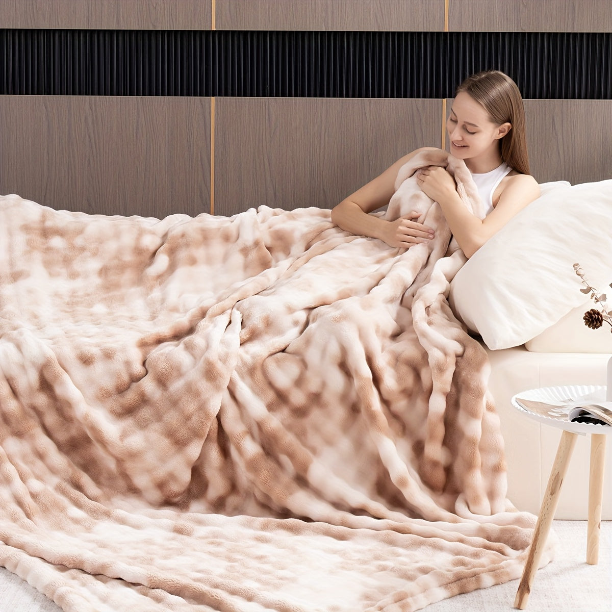 Faux Rabbit Fur Cozy Throw Blanket - Machine-Washable – view 11