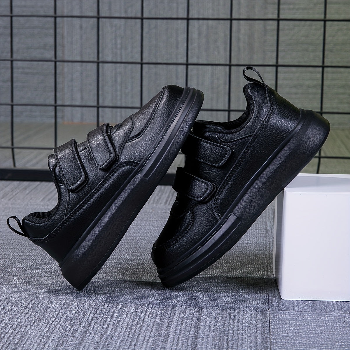 Girls Sneakers - Non-Slip Sole – view 6