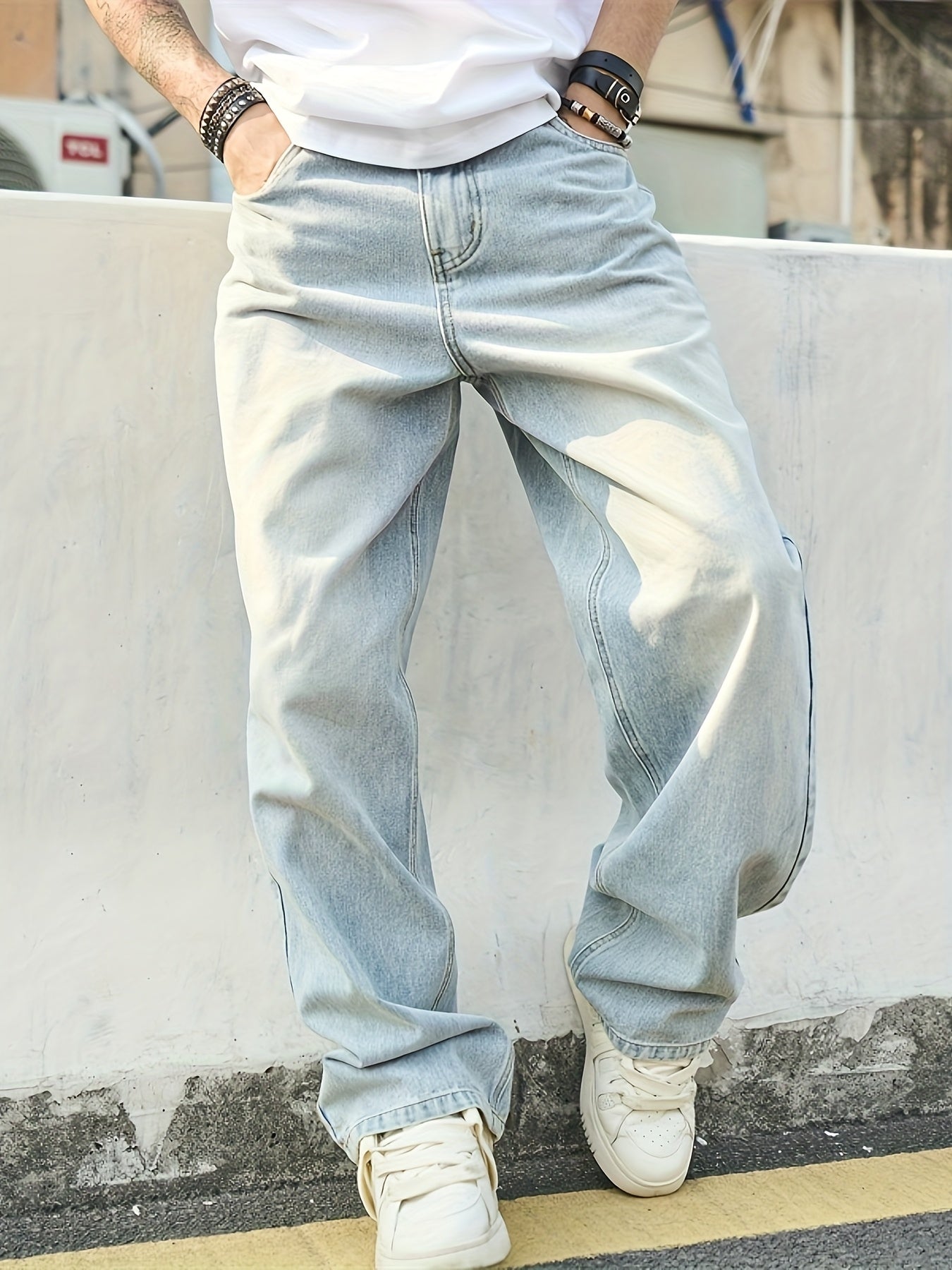 Men's Baggy Jeans - Classic Wash Clean Finish – Sizes S–L – view 3