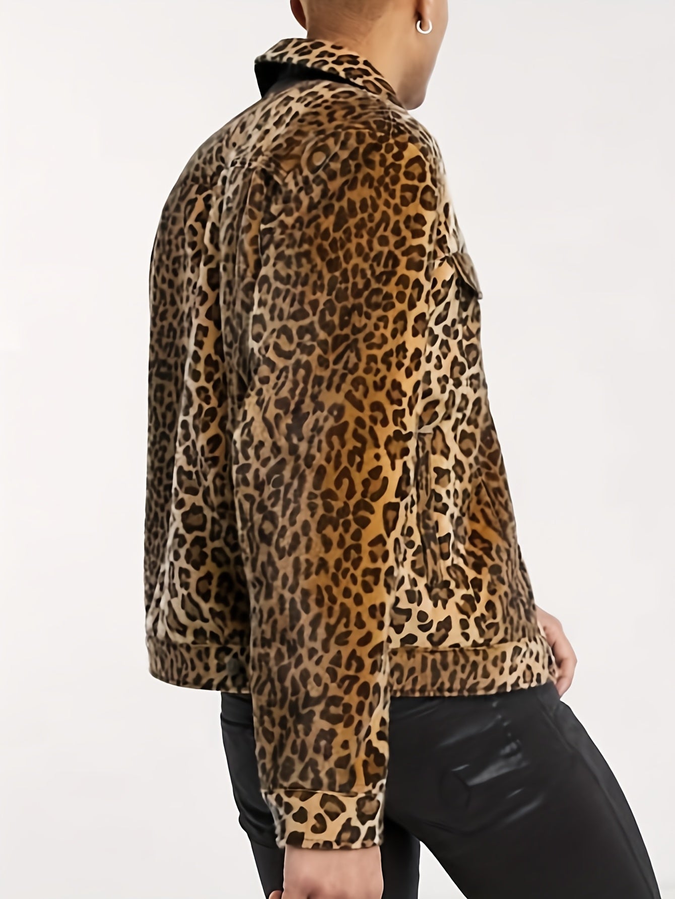 Men's Relaxed Denim Leopard Print Coat – view 2