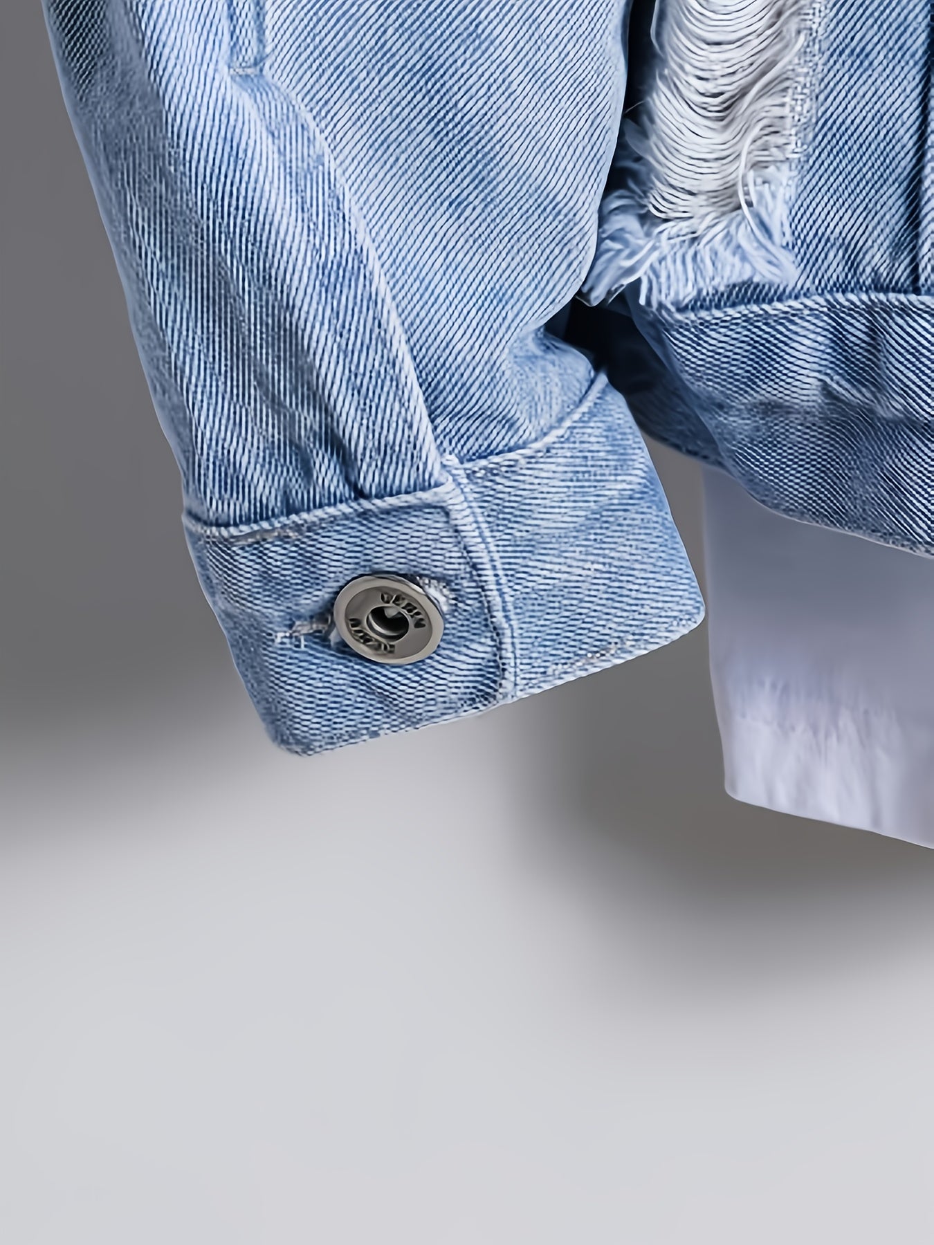 Men's Relaxed Denim Pullover Jacket – Light Blue – view 3