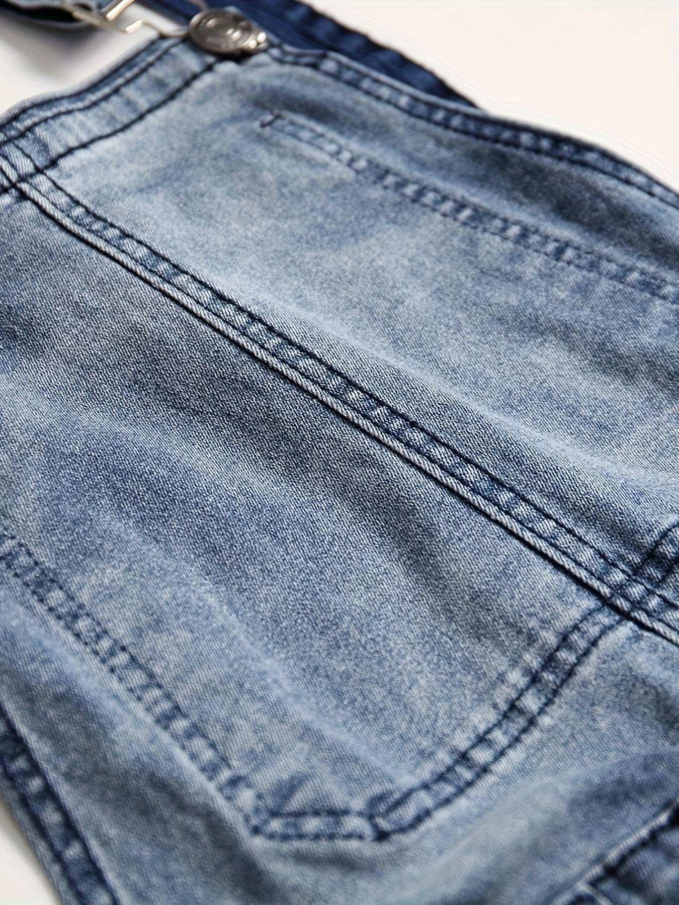 Men's Slim Fit Jeans - Classic Wash Distressed – Classic Rise / Blue Denim Slim-Fit – view 3