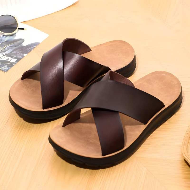Men's Slippers - Non-Slip Sole for Beach & Water – Black / Yellow – view 6